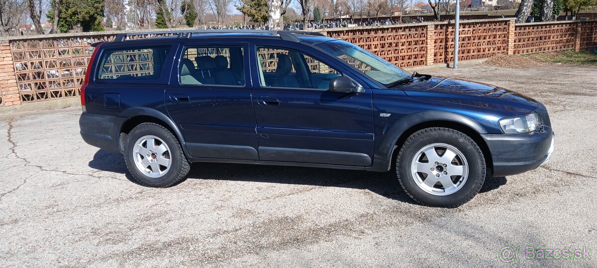 Volvo XC70 2,4 Turbo benzín 147 KW