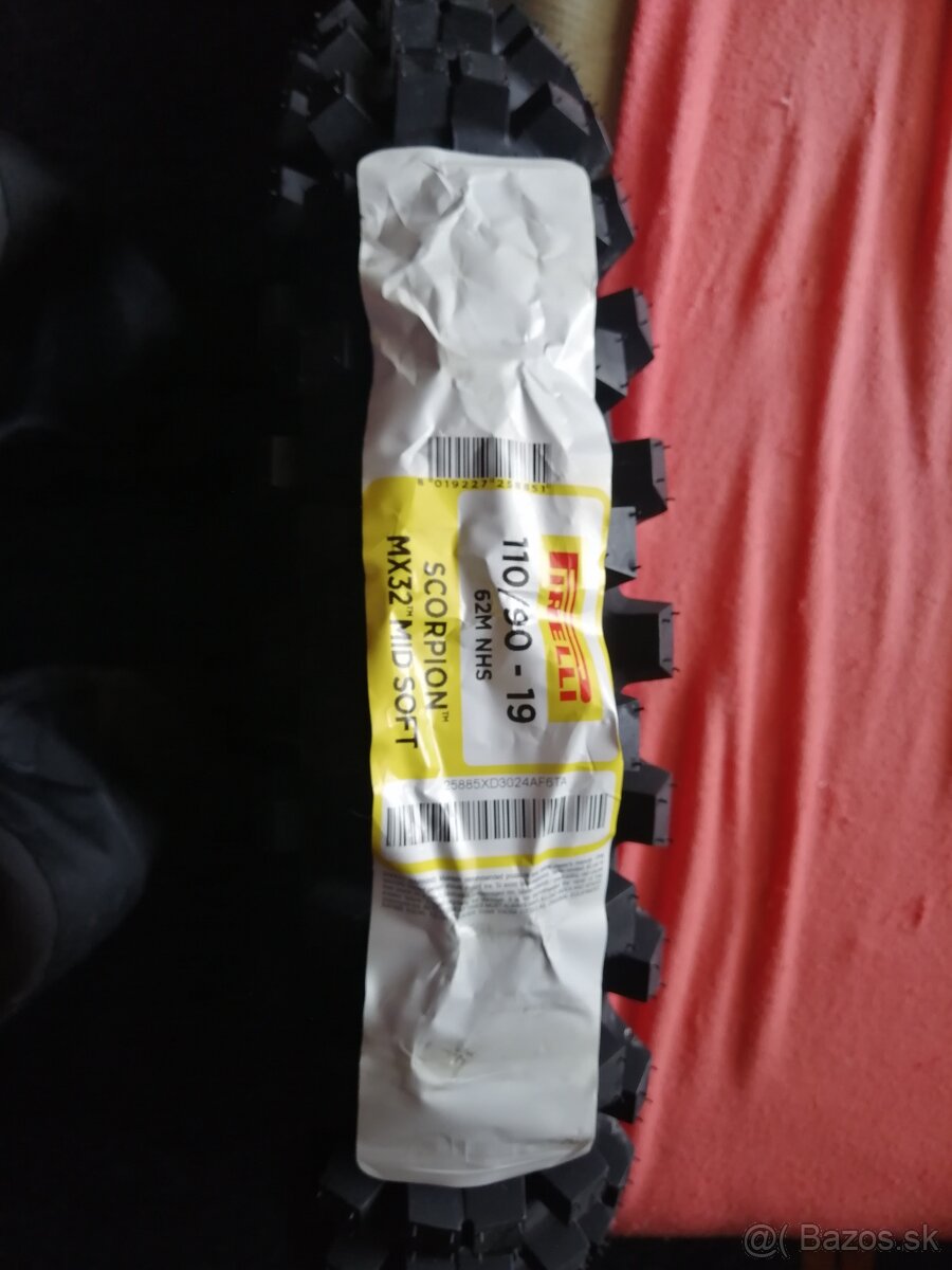Predám motokrosové pneumatiky Pirelli Mid Soft 32 110 90 19