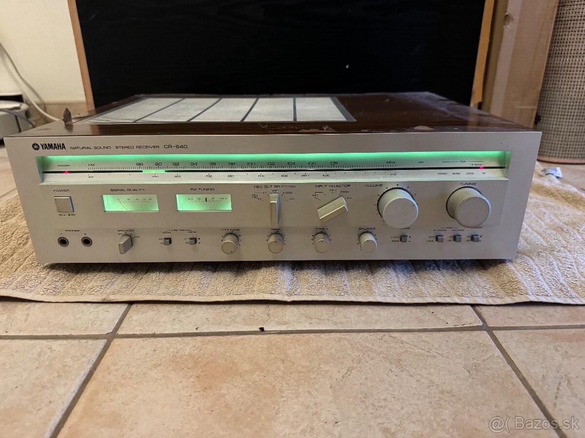 Yamaha CR-640 vintage hifi receiver