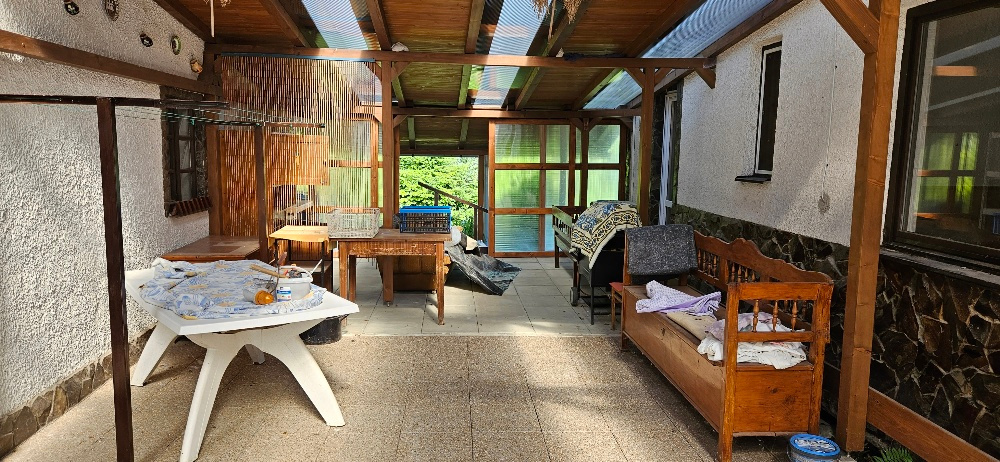 5 izbový poschodový rodinný dom, 2x veľká garáž