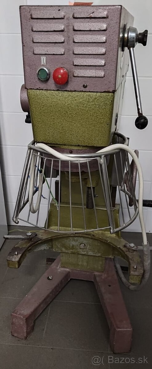 Univerzálny gastro robot KERMIX mäsomlynček