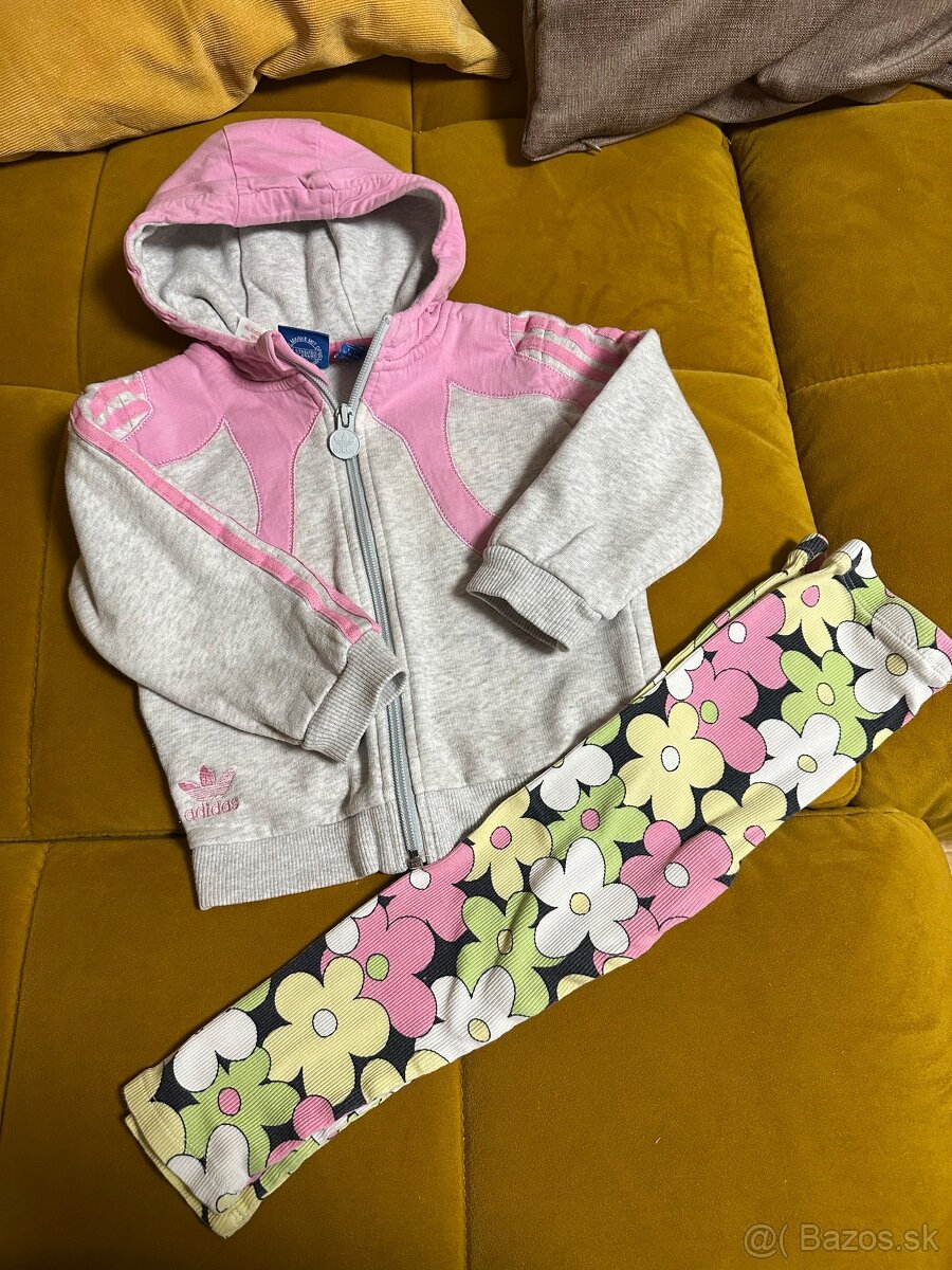 Balík oblečenia pre dievčatko za veľké vrece