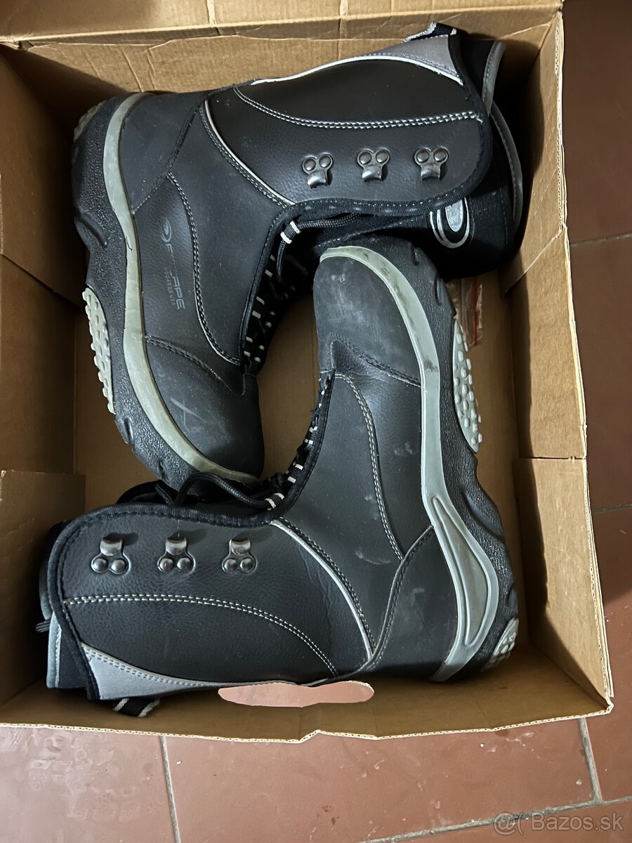 Snowboardové topánky