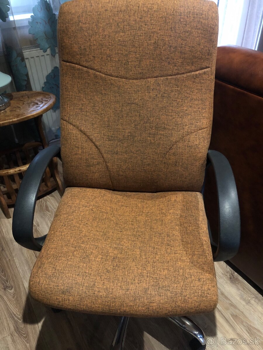 Kancelarska stolicka