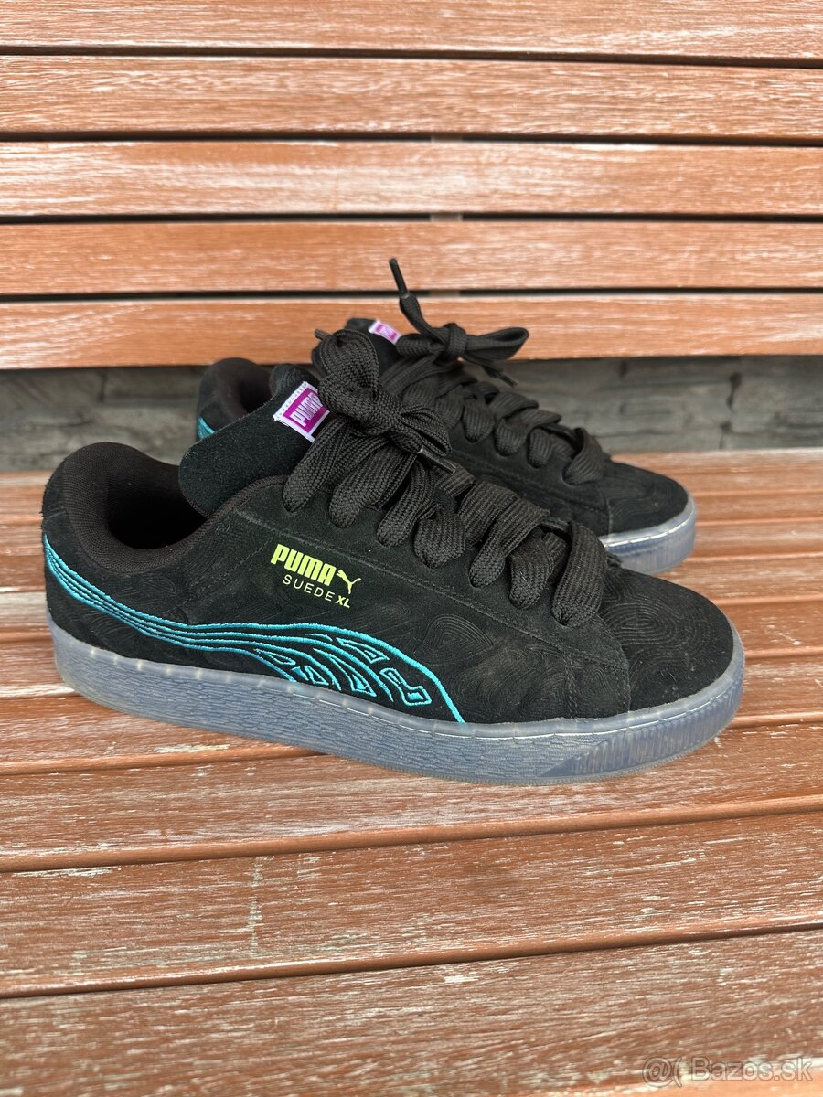 Puma suede alien