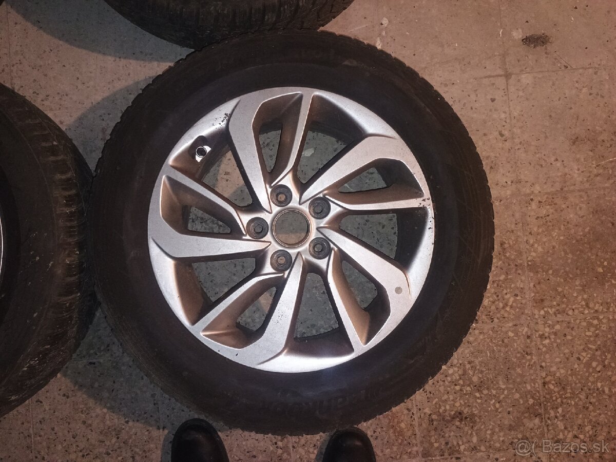 Hyundai kolesa elektrony 225/60 R17