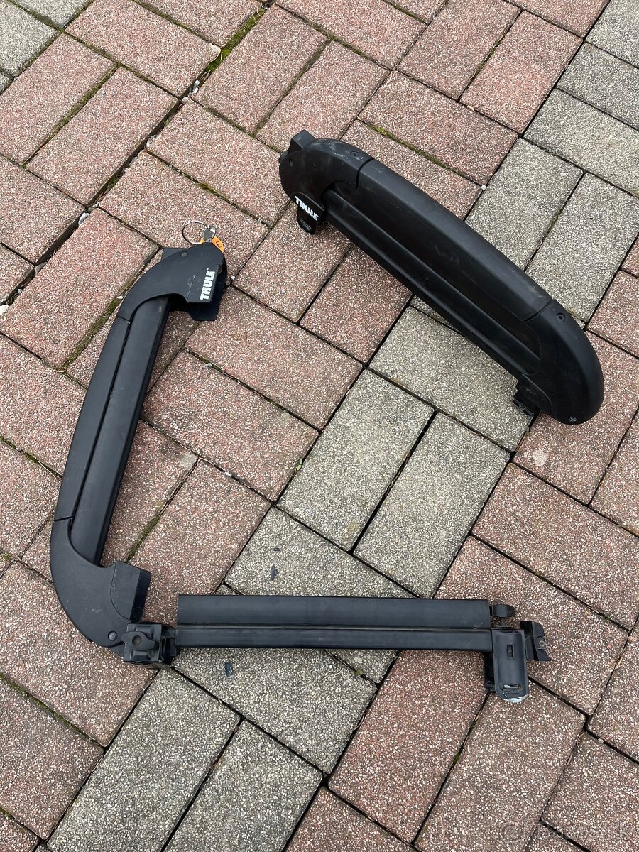 Strešné nosiče /držiaky lyží zn.THULE