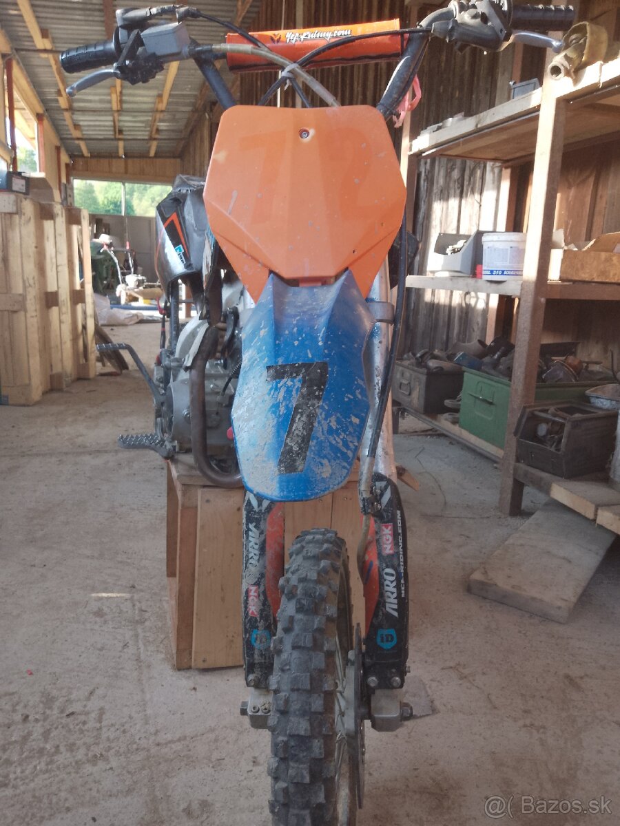 Predám ycf 125