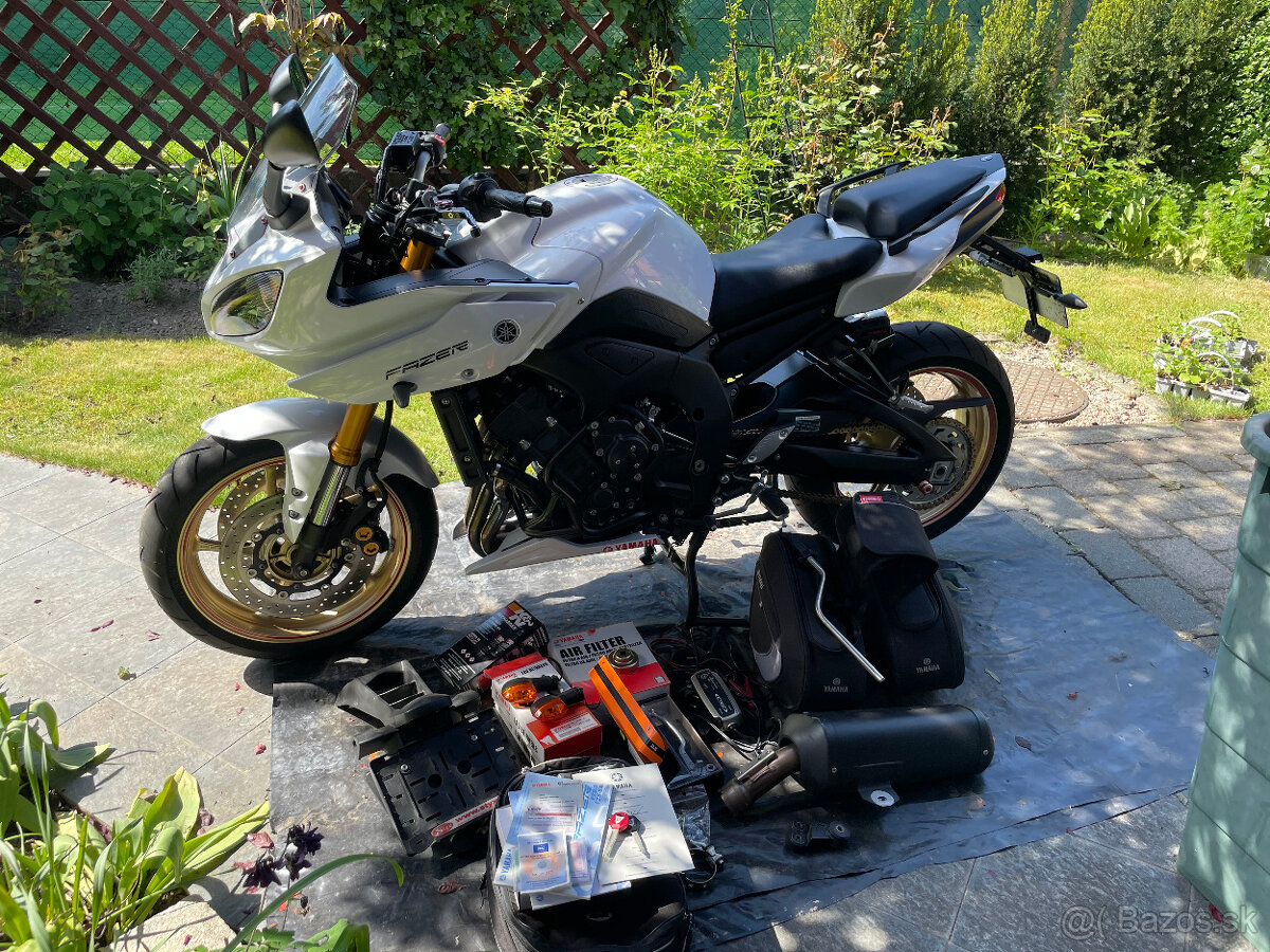 Predám motorku Yamaha Fazer 800 S