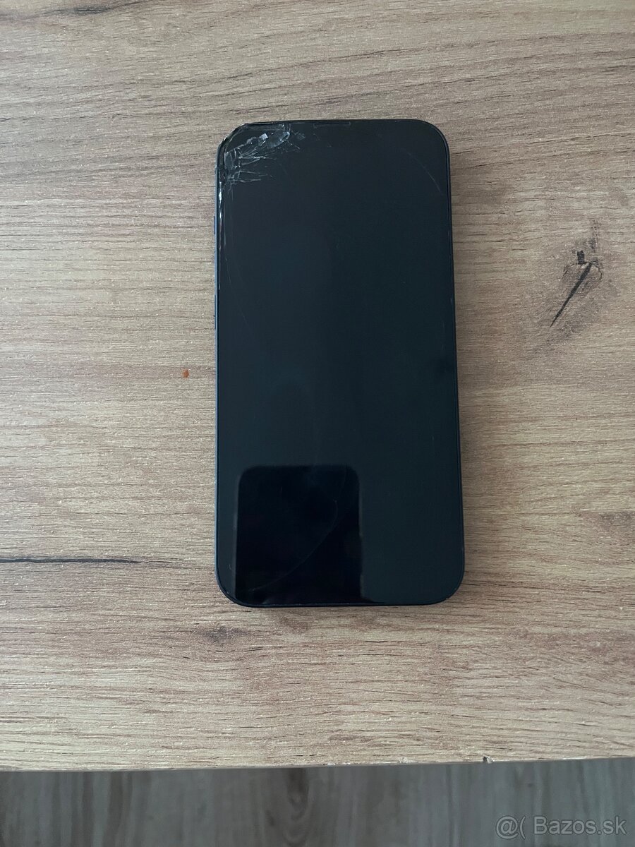 Iphone 13 ešte v záruke