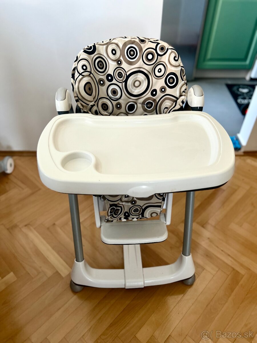 Stolicka na krmenie