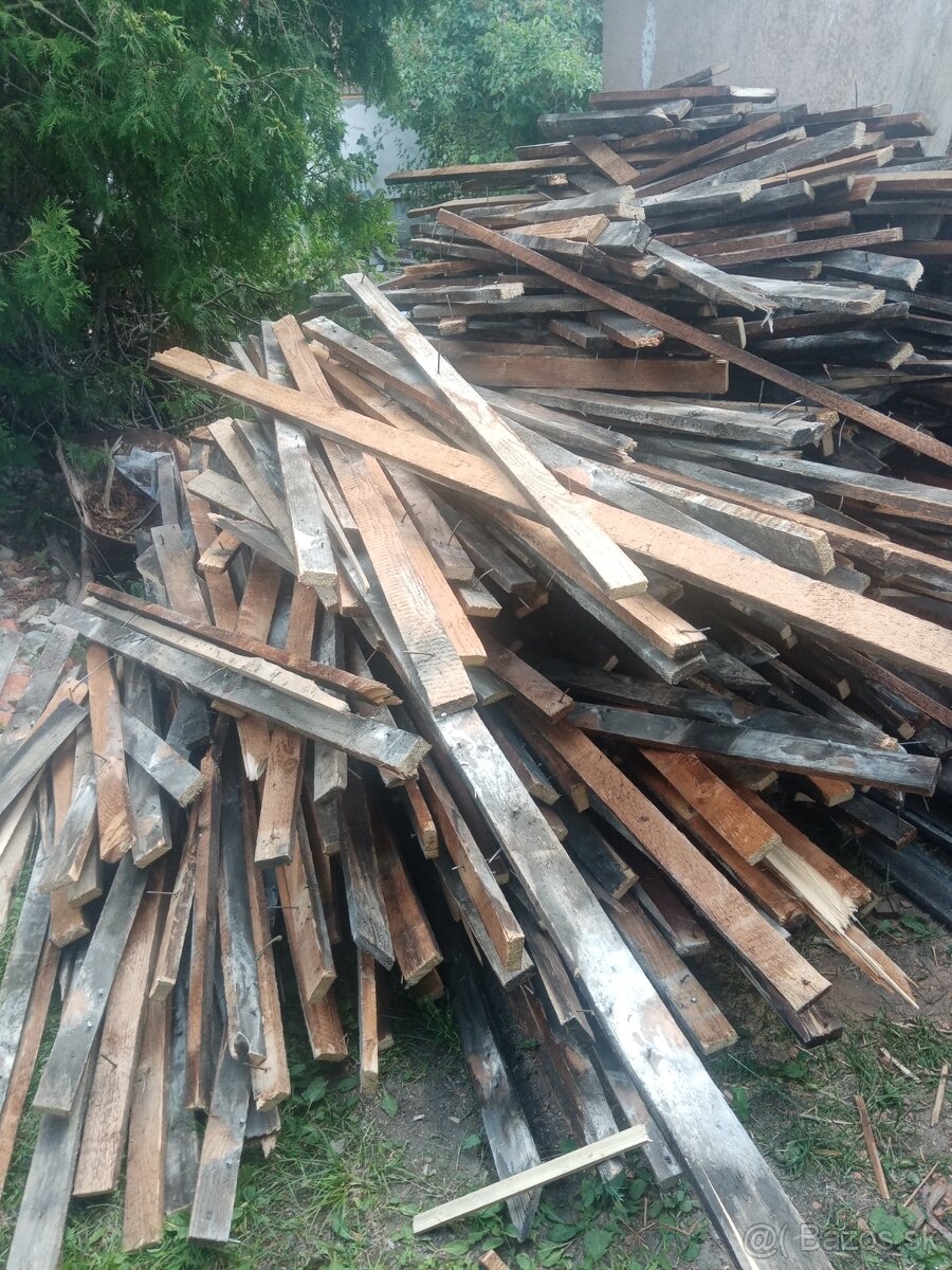Predáme suché drevo vhodne na palenie