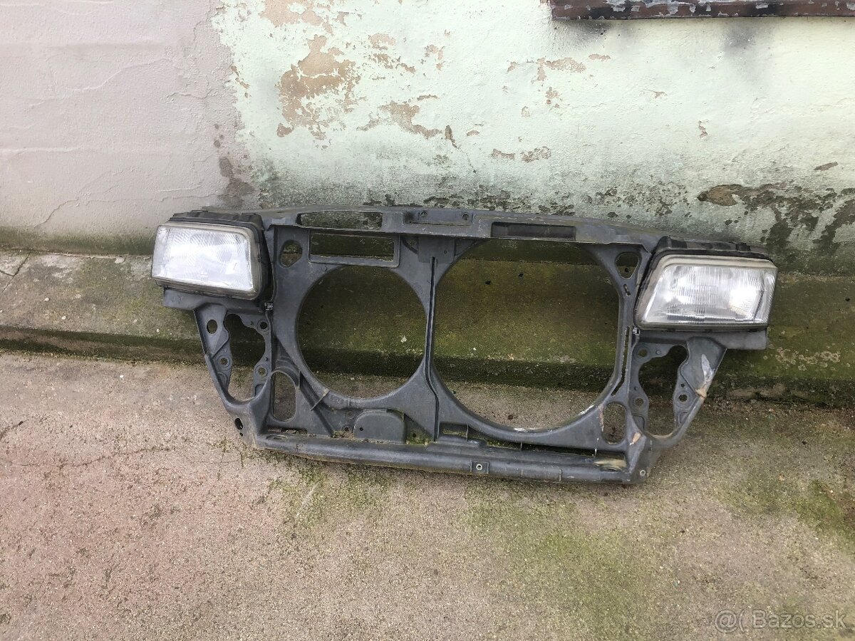 Audi a4 r98 pred celo a svetla