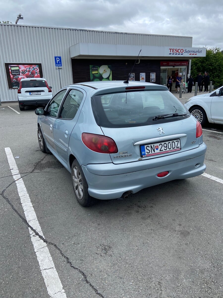 Peugeot 206