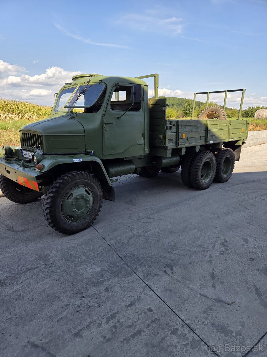 PRAGA V3S