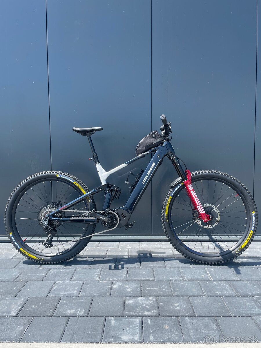 Crussis e-full PRO 19”(L) 720wh