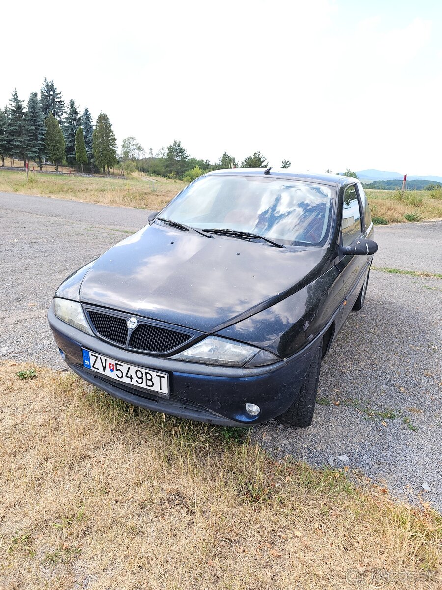 Predam Lancia Ypsilon