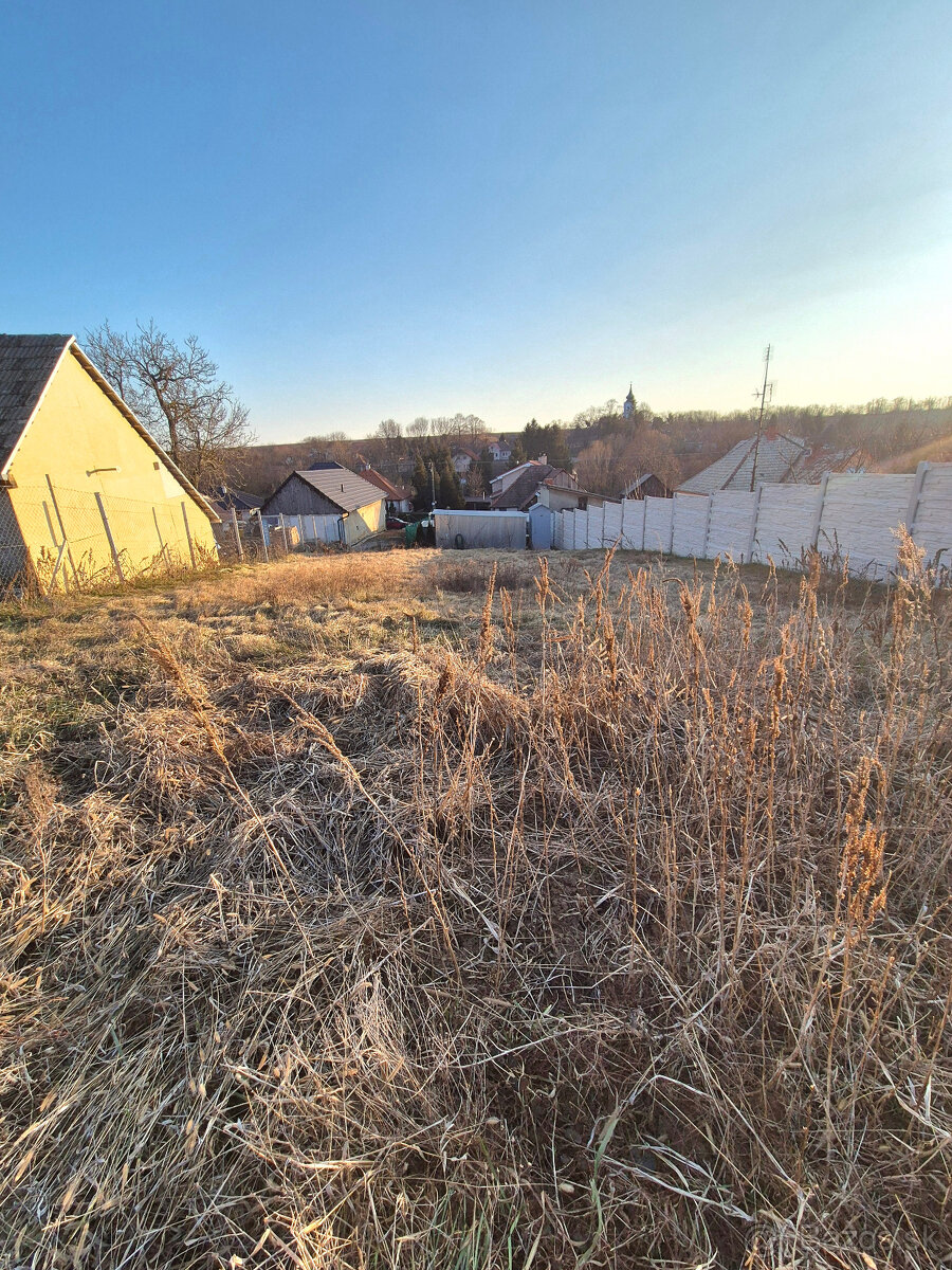 Exkluzívne predaj 13,6 ár st.pozemok Nové Sady pri Nitre