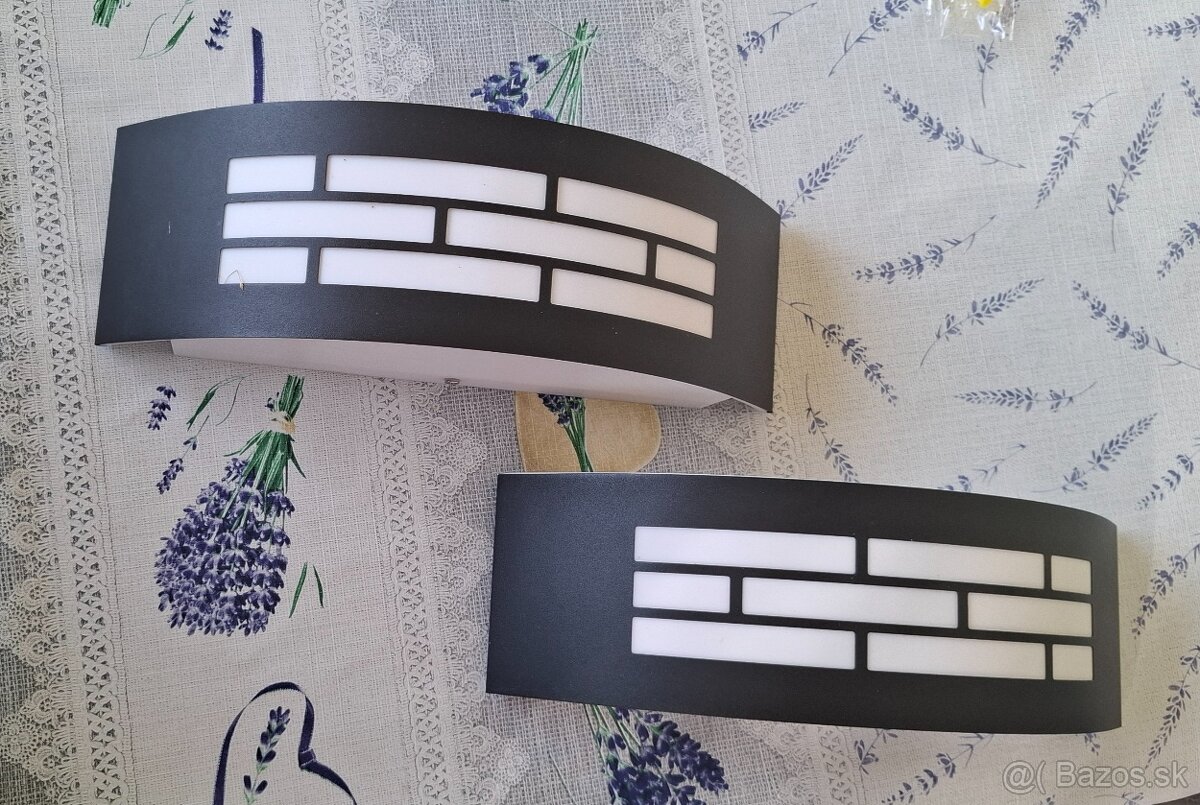 Vonkajšie nástenné svietidlo