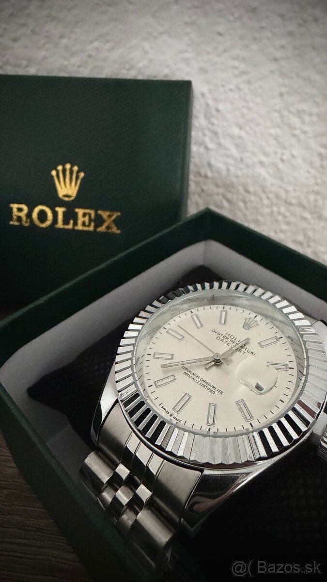 • Hodinky Rolex Oyster Perpetual biele •
