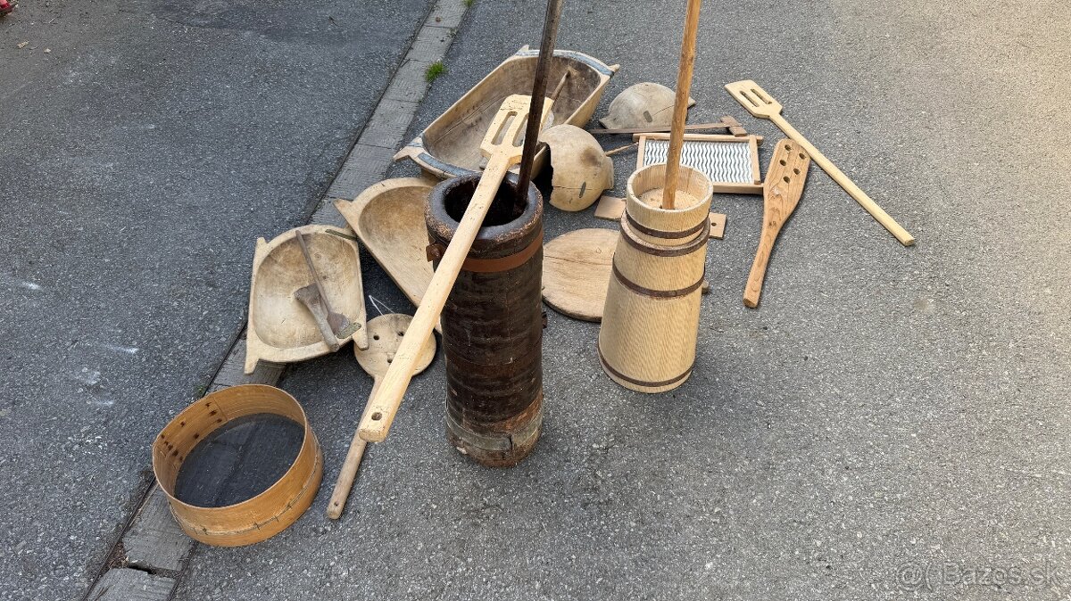 Rozlicne stare veci z povali