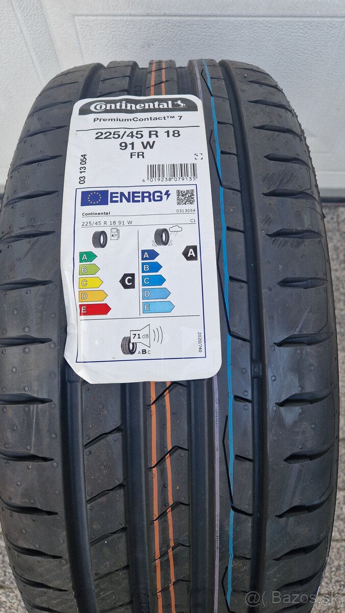 Kúpim 225/45 R18 Continental PremiumContact 7