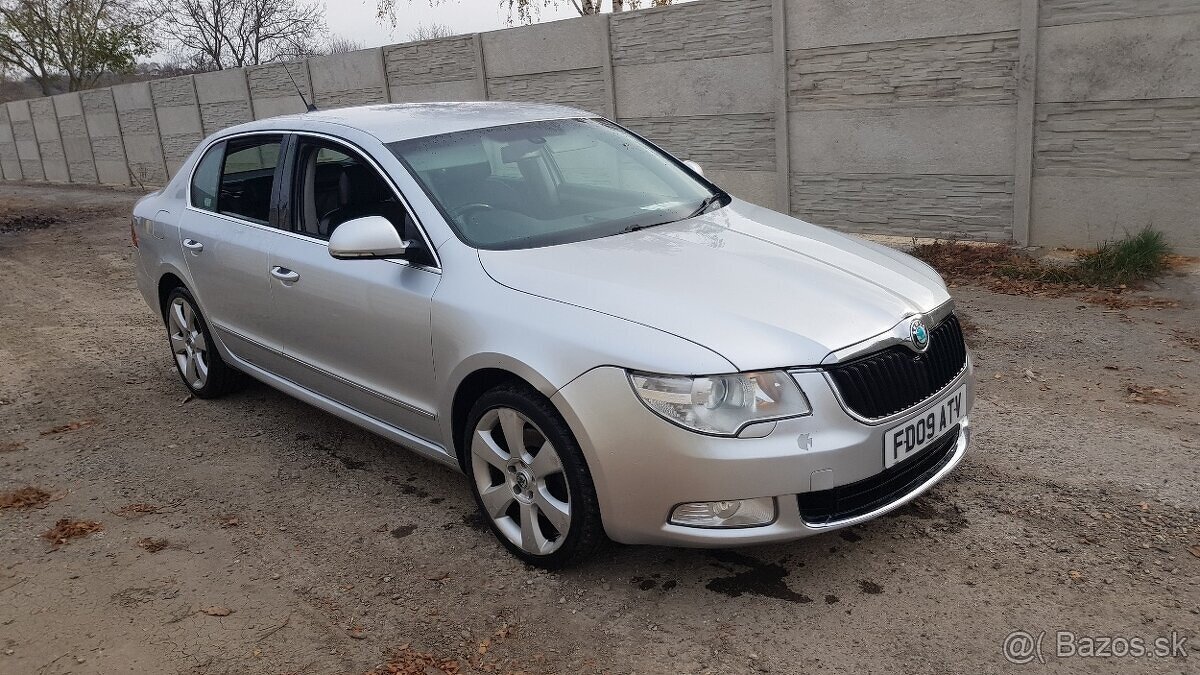 Rozpredam Skoda Superb 2 2,0tdi 103kw farba 9156,