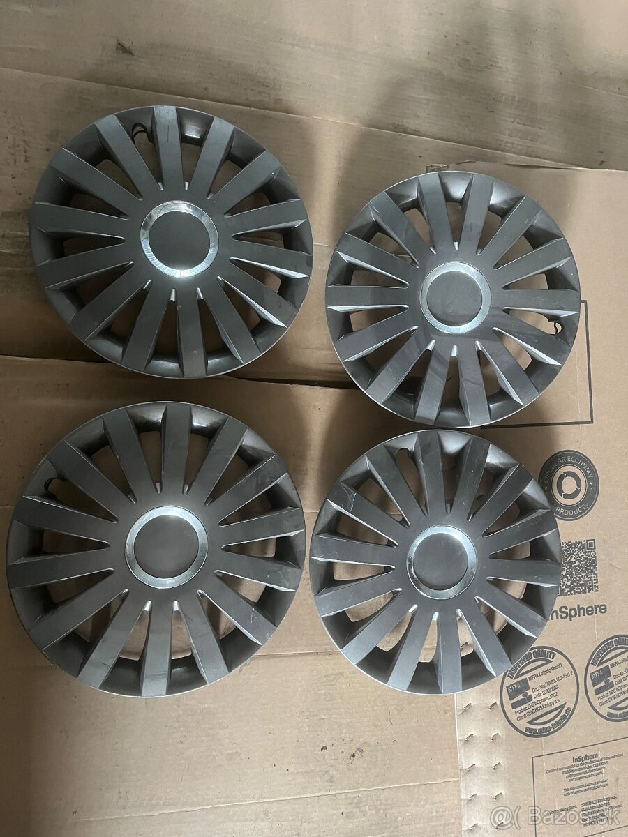 Kryty kolies puklice