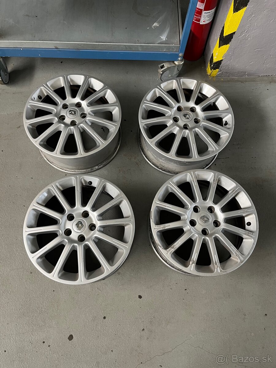 Predám disky Renault Clio RS a 20 mm podložky
