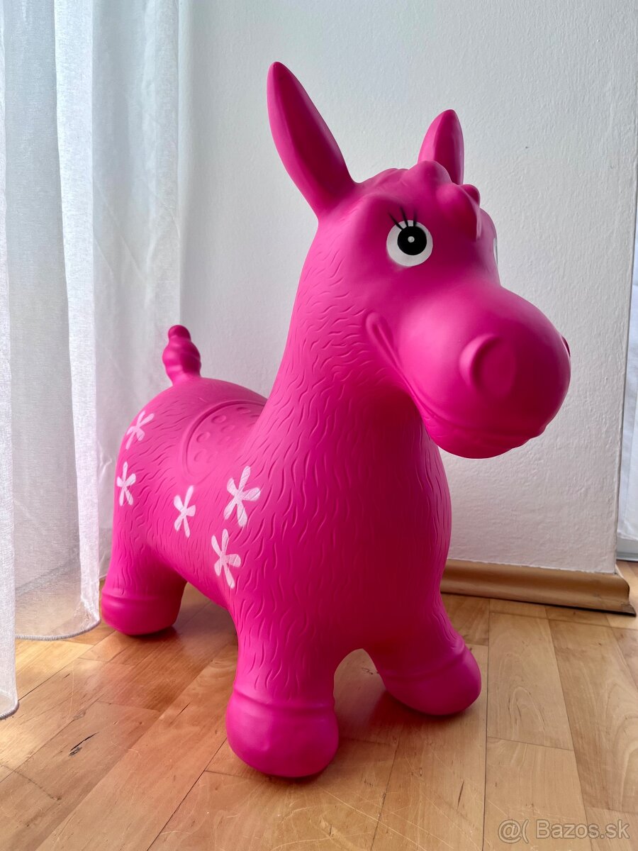 Hopsadlo koník ružový