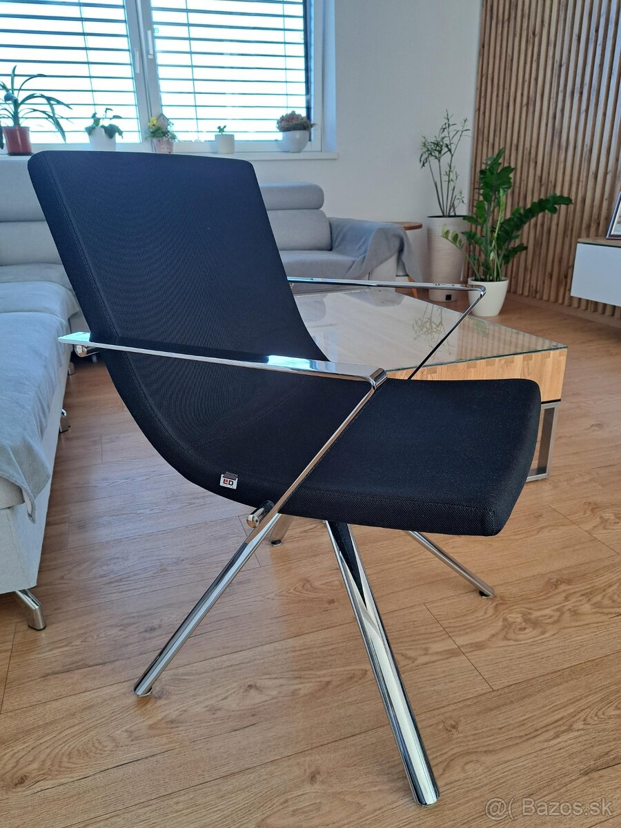 Dizajnove kreslo