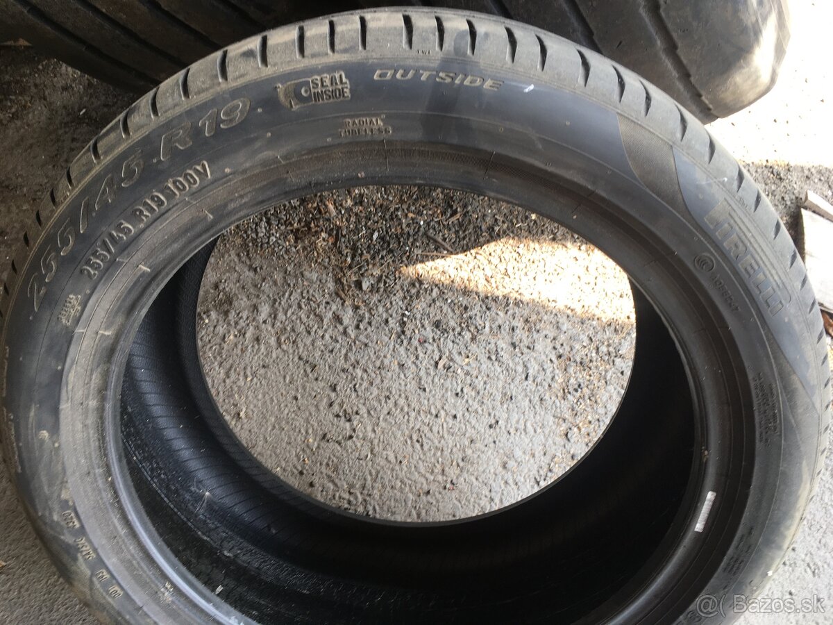 Pirelli scorpion 255/45 R19