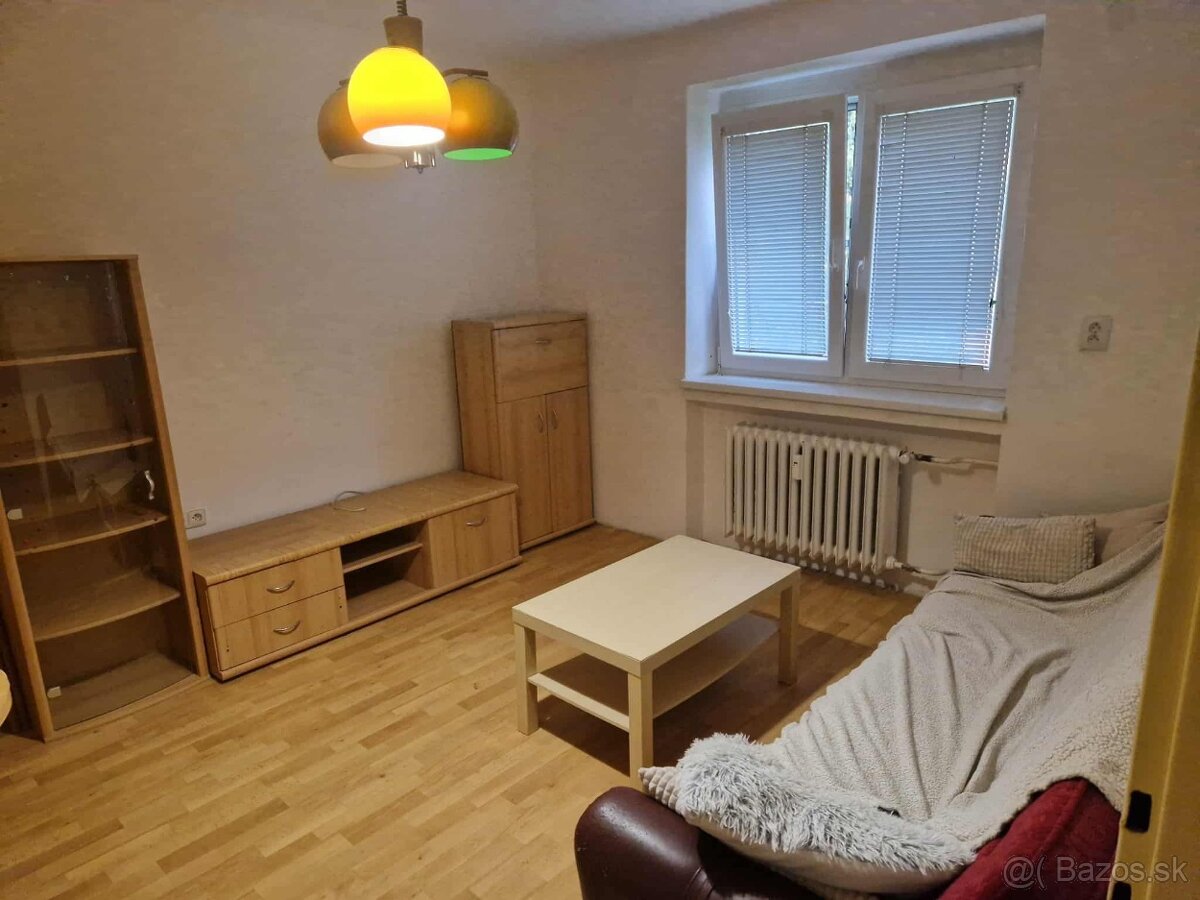 Na predaj 2 izbový byt mesto Nováky.