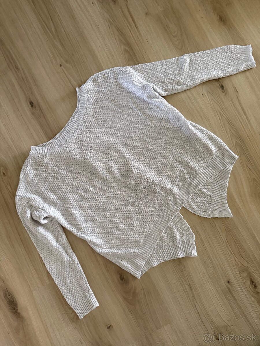 Predám dámsky sveter