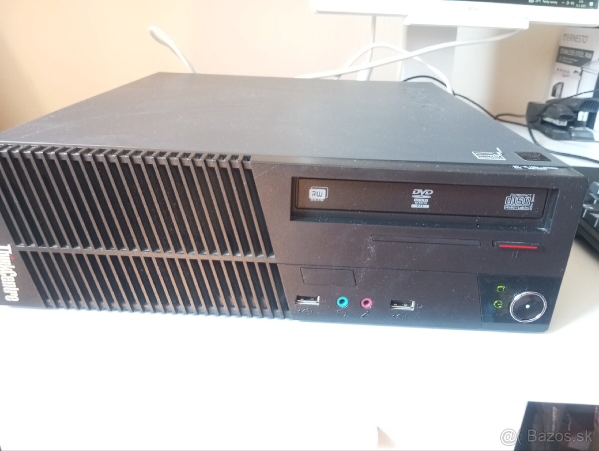 Predám PC Lenovo M73 i5-4460 3,2 GHz RAM 4/ 233 HDD