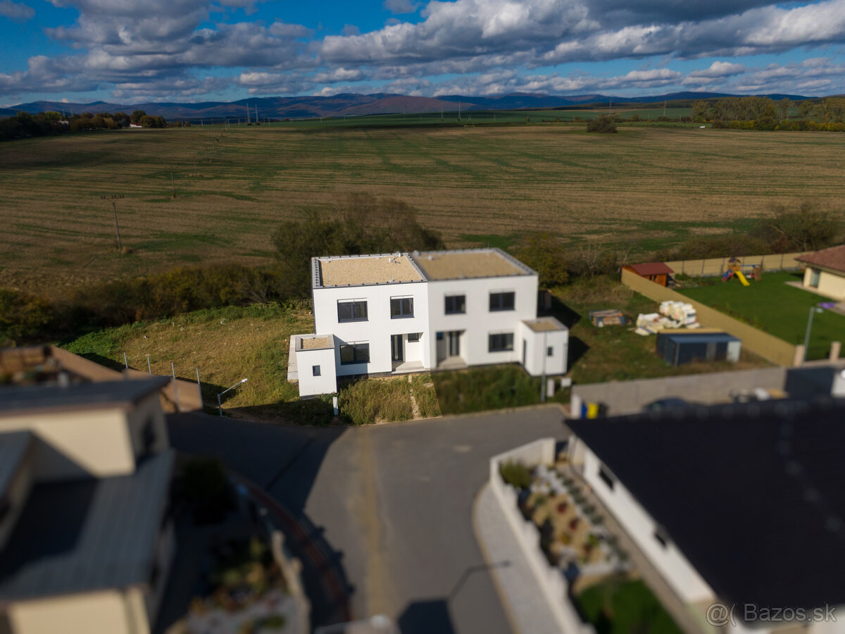 Moderná novostavba | Mokrance