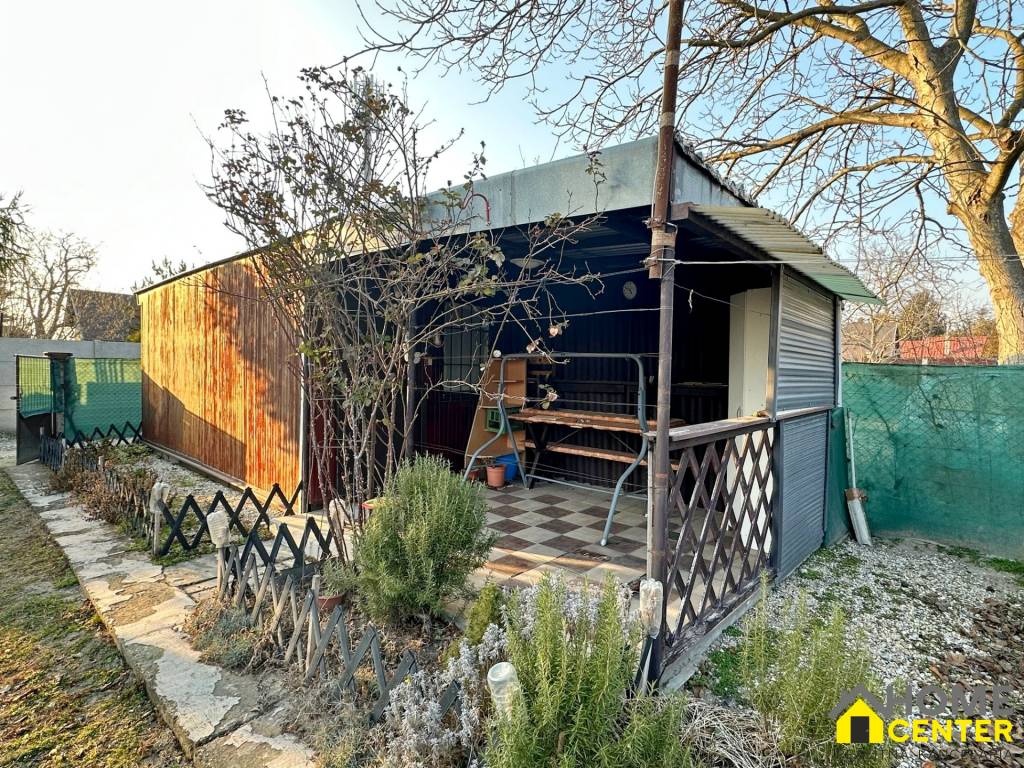 NA PREDAJ ZÁHRADA S DREVENOU CHATKOU, NOVÁ STRÁŽ, KOMÁRNO