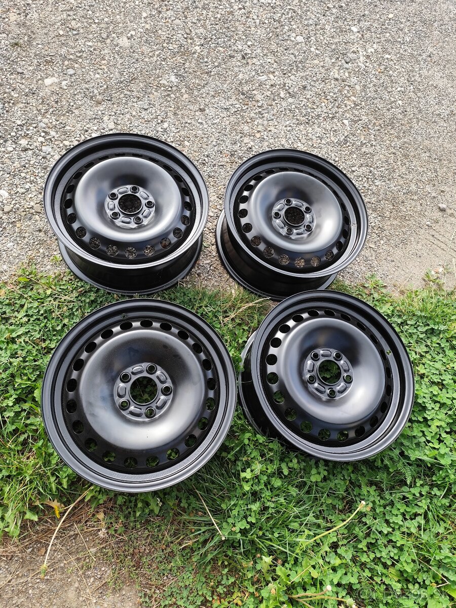 Plechové disky na Ford FOCUS R16