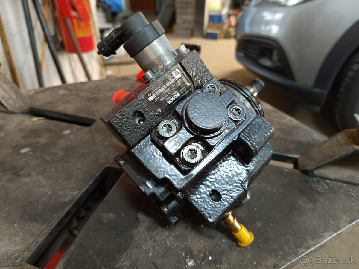 Vstrekovacie čerpadlo Bosch 0986437044- 2,0 dci