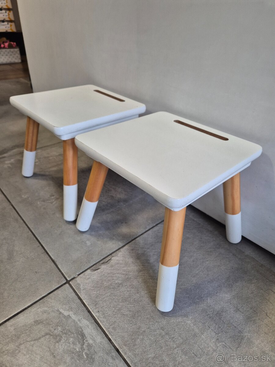2x detská stolička