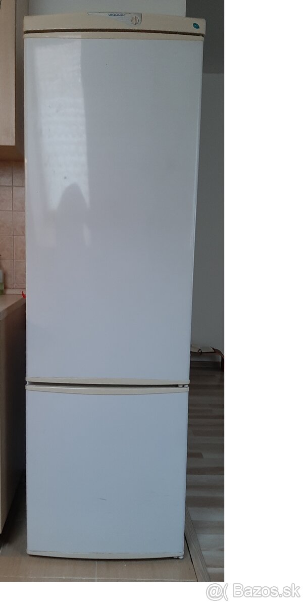 Chladnička s mrazničkou