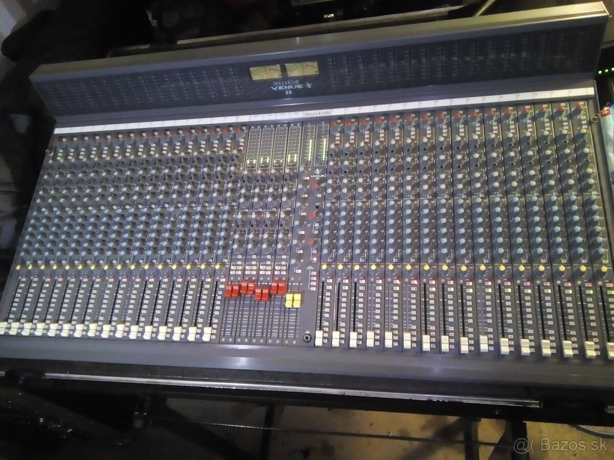 Soundcraft venue 2
