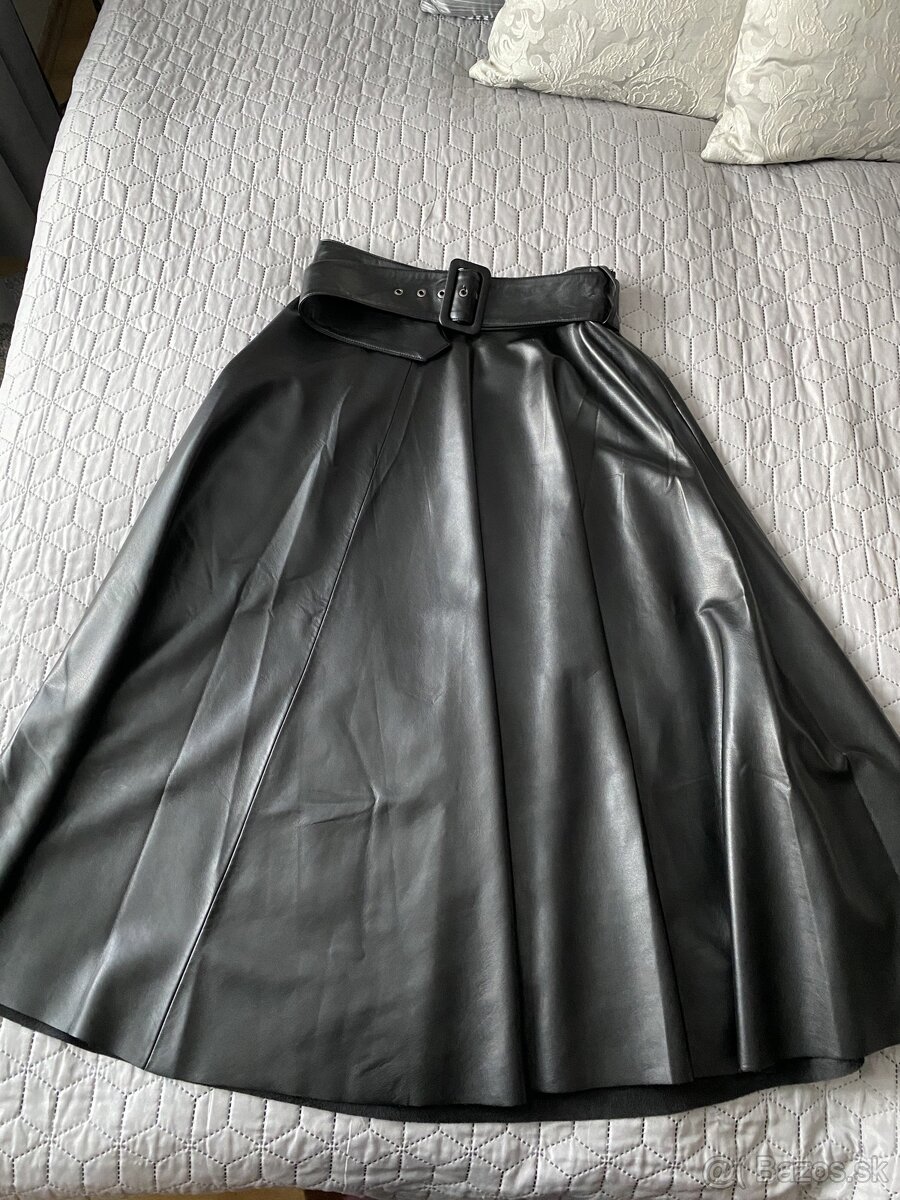 Koženková sukňa Zara