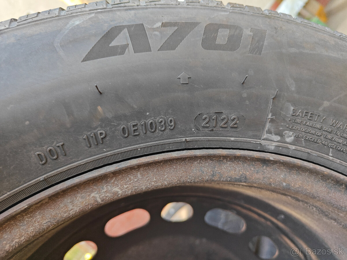 Aplus A701 225/60 R16 98H
