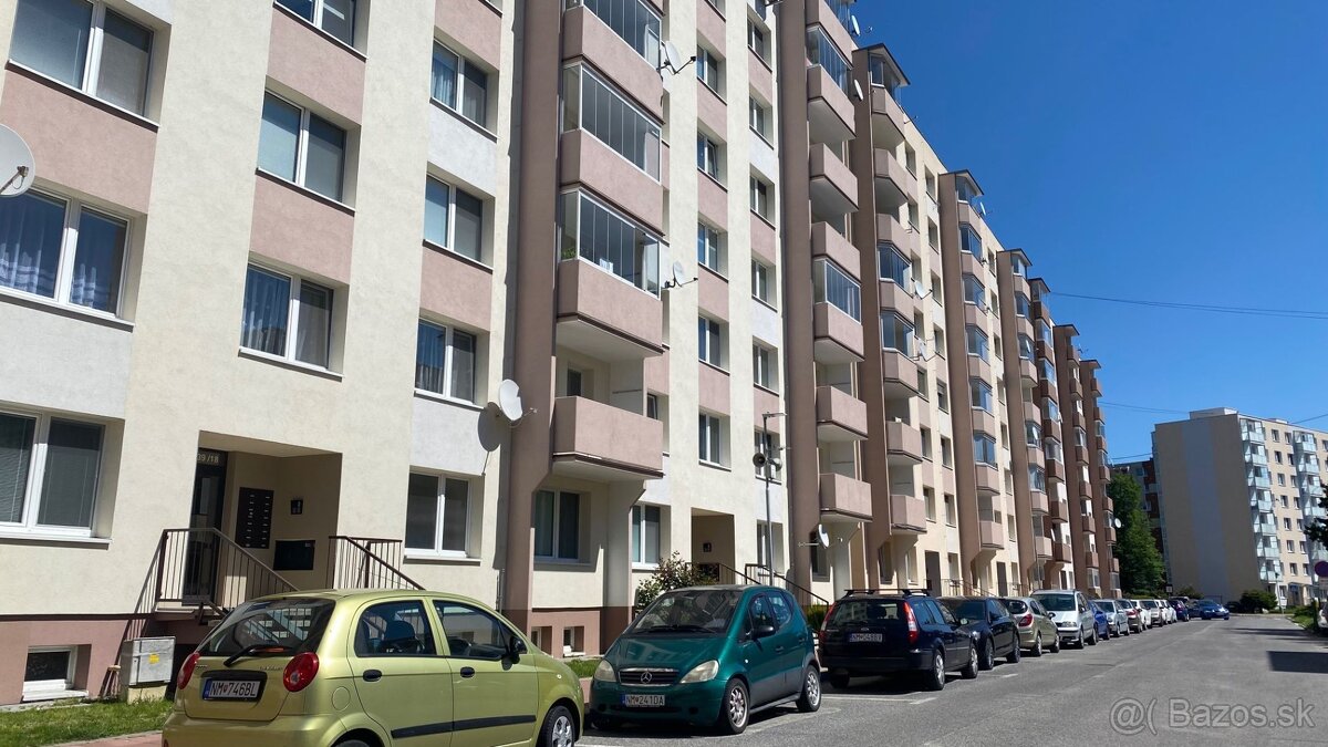 3-izbovy byt centrum, 2x balkón, Nové Mesto nad Váhom