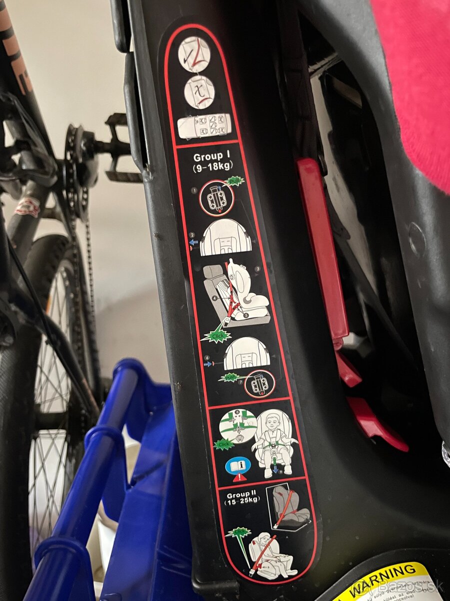Touragoo autosedačka 9-25 kg