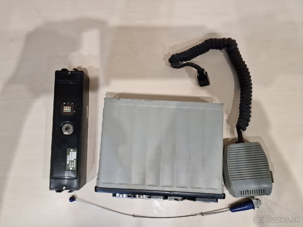 Predam radiostanice TESLA PR22 + prislusenstvo