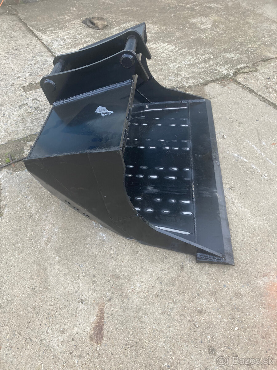Skandinávská lžice 120cm Jcb 3cx