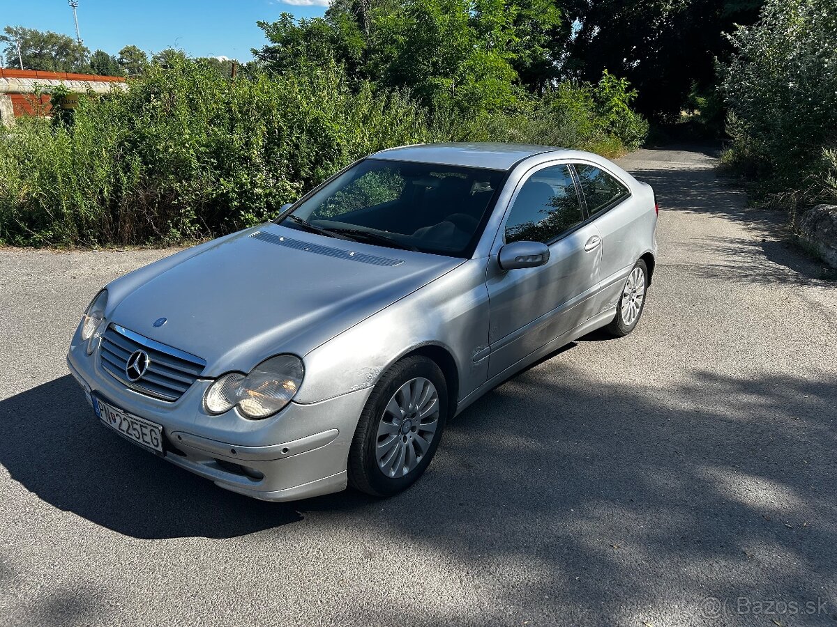 Predám Mercedes Benz CL203 C220 CDI 2.2 sportcoupe