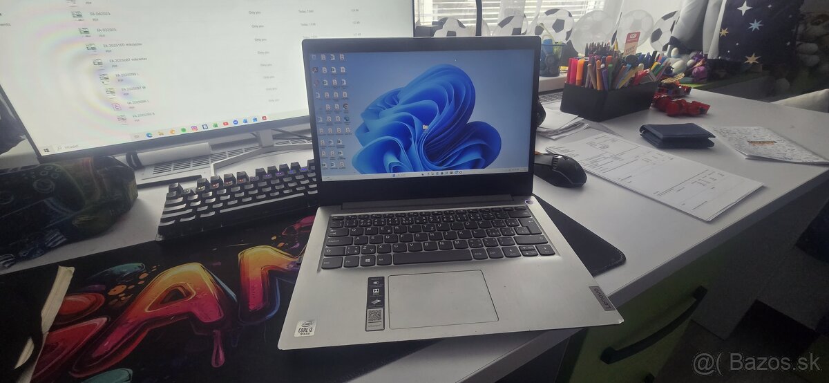 Predám notebook lenovo